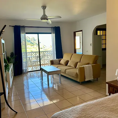 Tranquilo Con Vistas